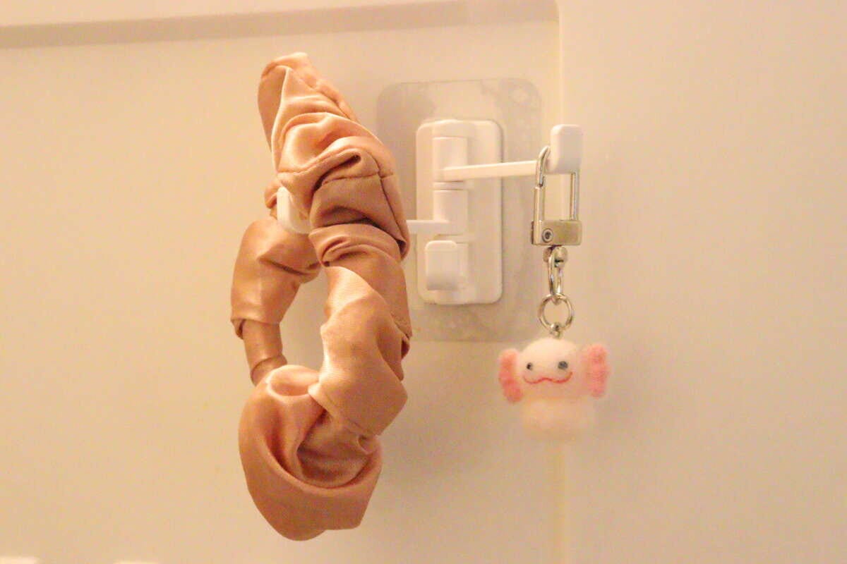 セリアの可動式3連フックの使用例