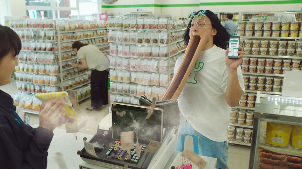 香取慎吾史上“一番のキャラクター”誕生 アゴ100センチ伸びる