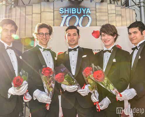 謎の超イケメン集団、渋谷に突如出現!女子を興奮させた“イケメンサービス”って何?