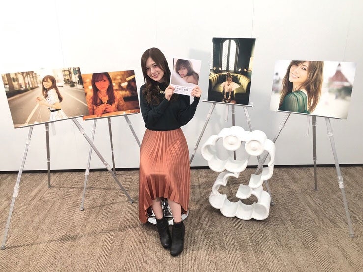 番組出演時の白石麻衣／画像提供：講談社