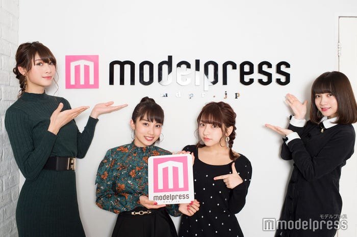 (左から)アンジェラ芽衣、黒木ひかり、十味、桃月なしこ (C)モデルプレス