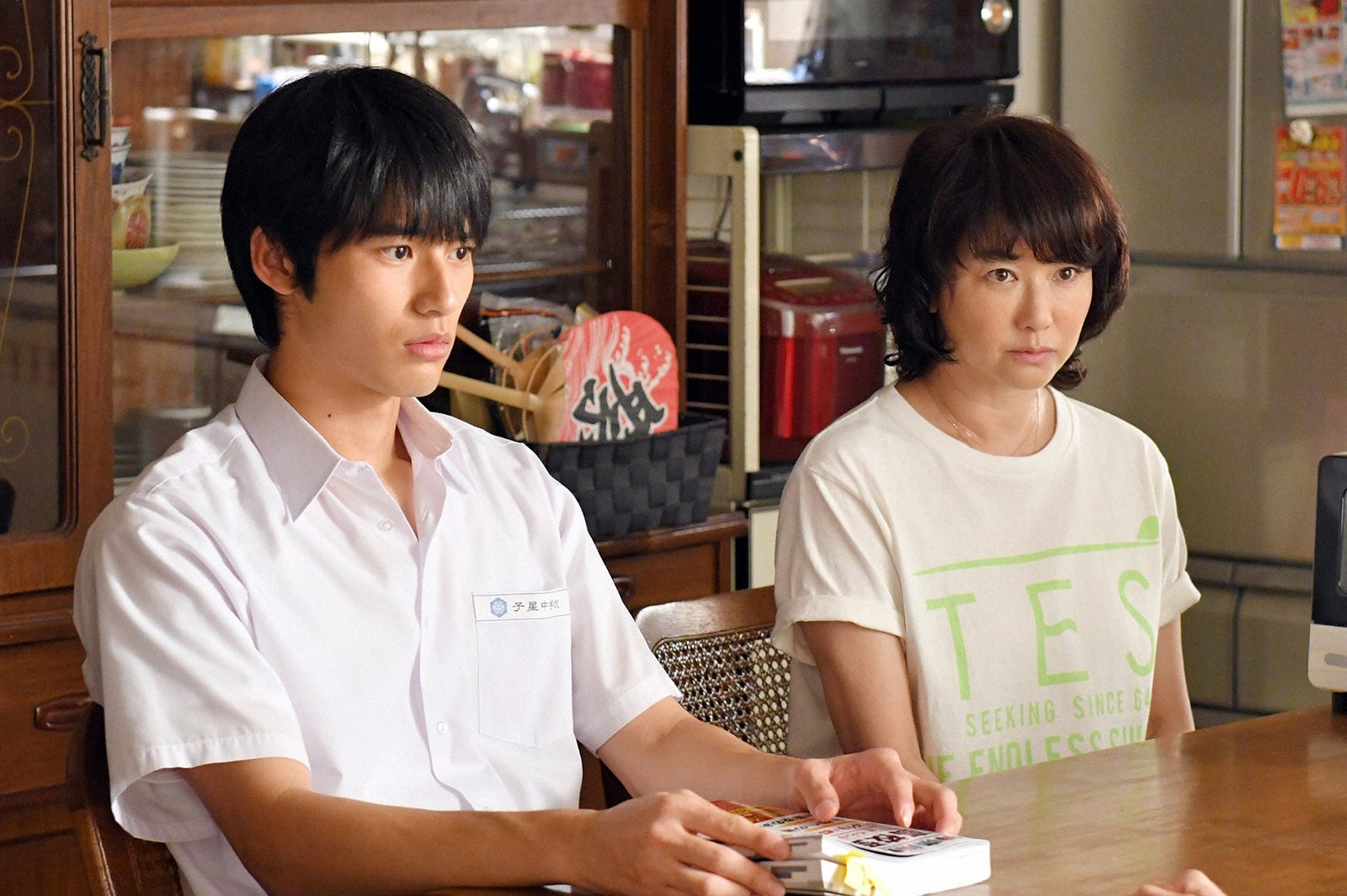 岡田健史、夏川結衣／「中学聖日記」第4話より（C）TBS