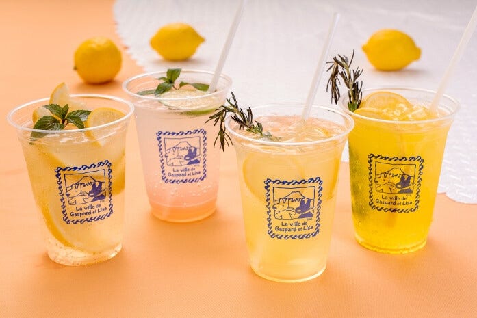 期間限定のレモンドリンク専門店「LEMON LEMON LEMON」では、激すっぱレモンスカッシュ800円やジンジャーレモン600円などを販売