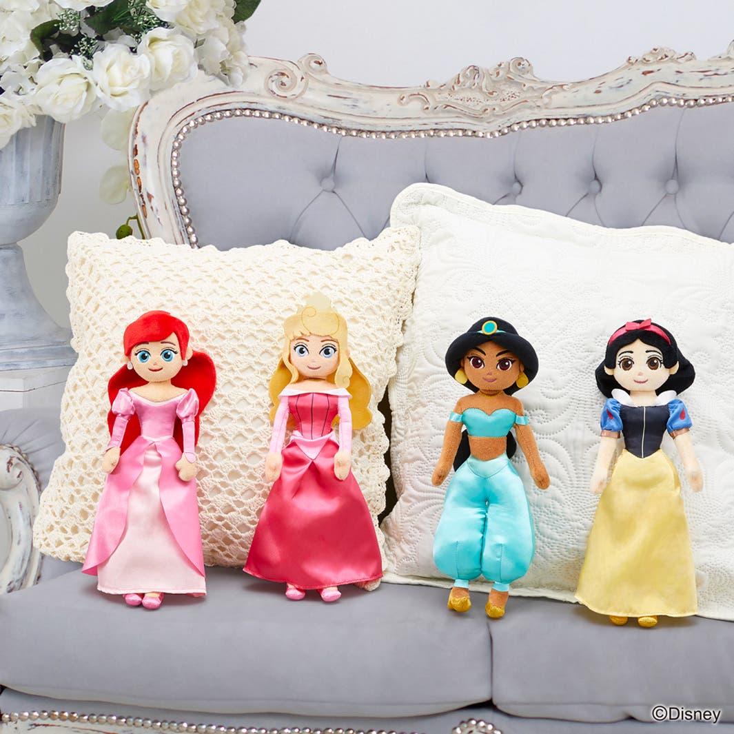 スペシャルぬいぐるみVol.1「アリエル」「オーロラ姫」「ジャスミン」「白雪姫」(全4種/全長約12×7×31cm)