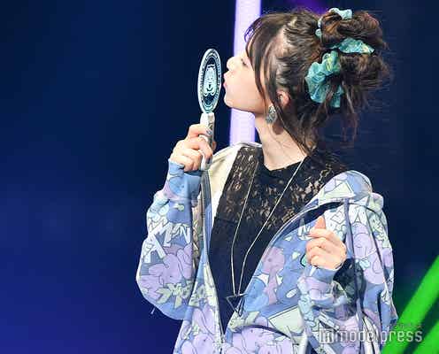 乃木坂46齋藤飛鳥、お団子ヘアが可愛い“初音ミク”コーデに釘付け<TGC2019A/W>