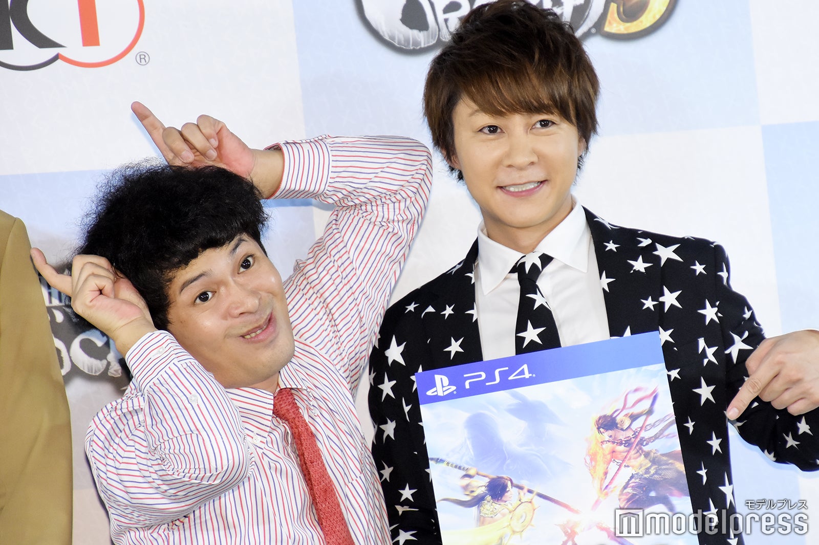 流れ星（C）モデルプレス