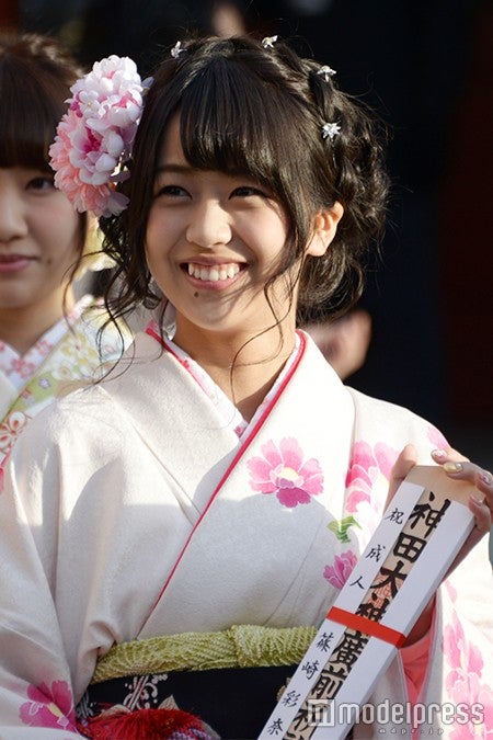 篠崎彩奈（C）モデルプレス