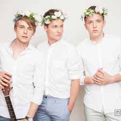 スウェーデンで人気の3兄弟ユニット「JTR」歌唱力とそのイケメンぶりが話題に【モデルプレス】