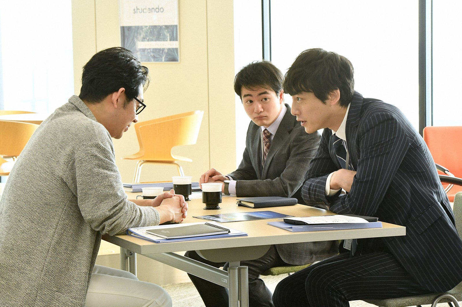 森永悠希、坂口健太郎／「婚姻届に判を捺しただけですが」最終話より（C）TBS