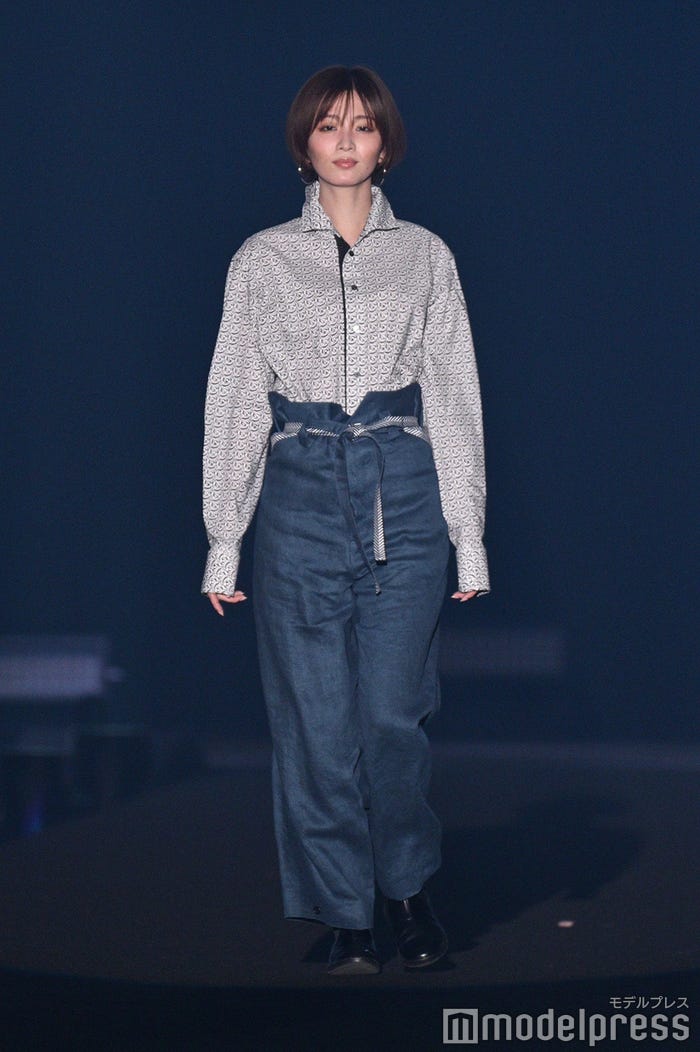 岡崎紗絵(C)モデルプレス