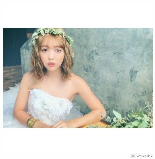 藤田ニコル、ウエディングドレス姿に「天使」「透明感すごい」と反響