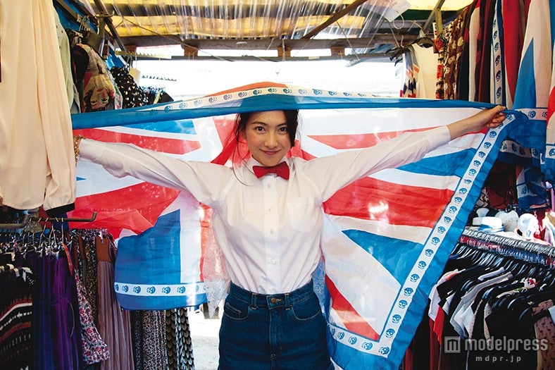 知英／初のスタイルブック『GROW UP！』より（画像提供：マガジンハウス）