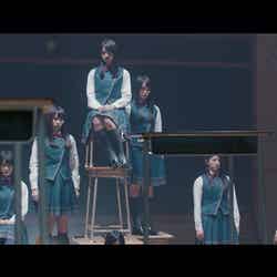 欅坂46「エキセントリック」MVより（提供画像）