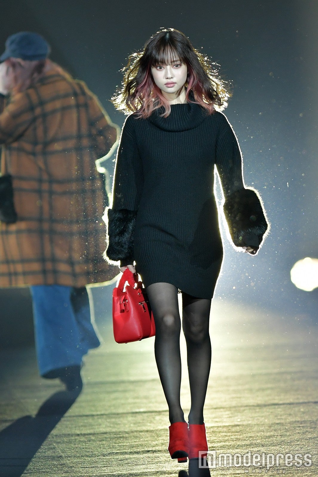 中村里砂（C）モデルプレス