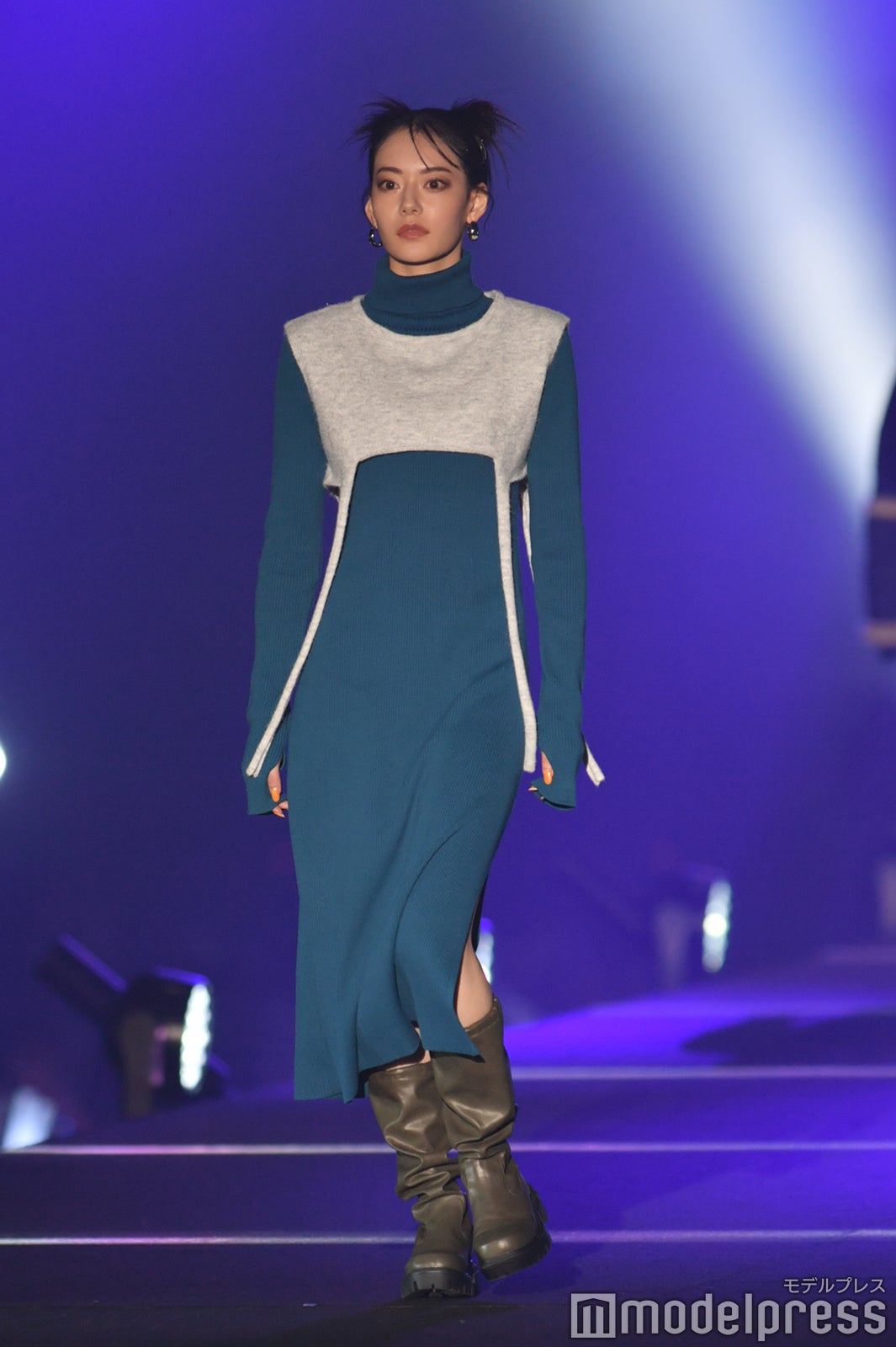 （C）モデルプレス