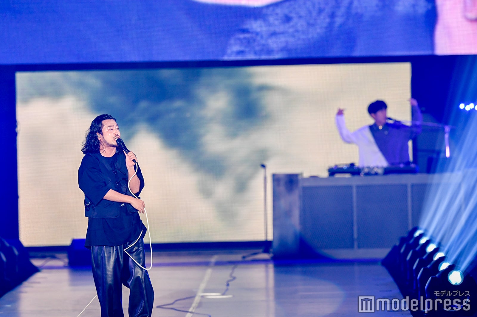 （C）モデルプレス