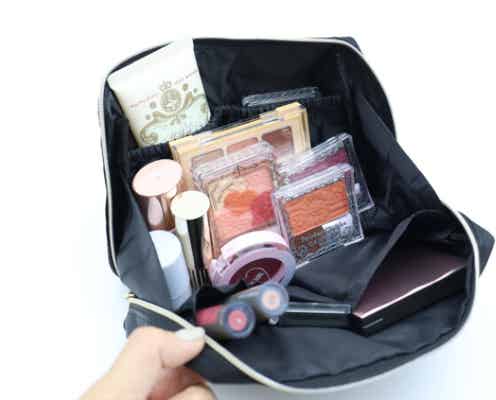 100均行ったら次コレ買って!大容量なのにごちゃつかない!めちゃ使える技ありポーチ