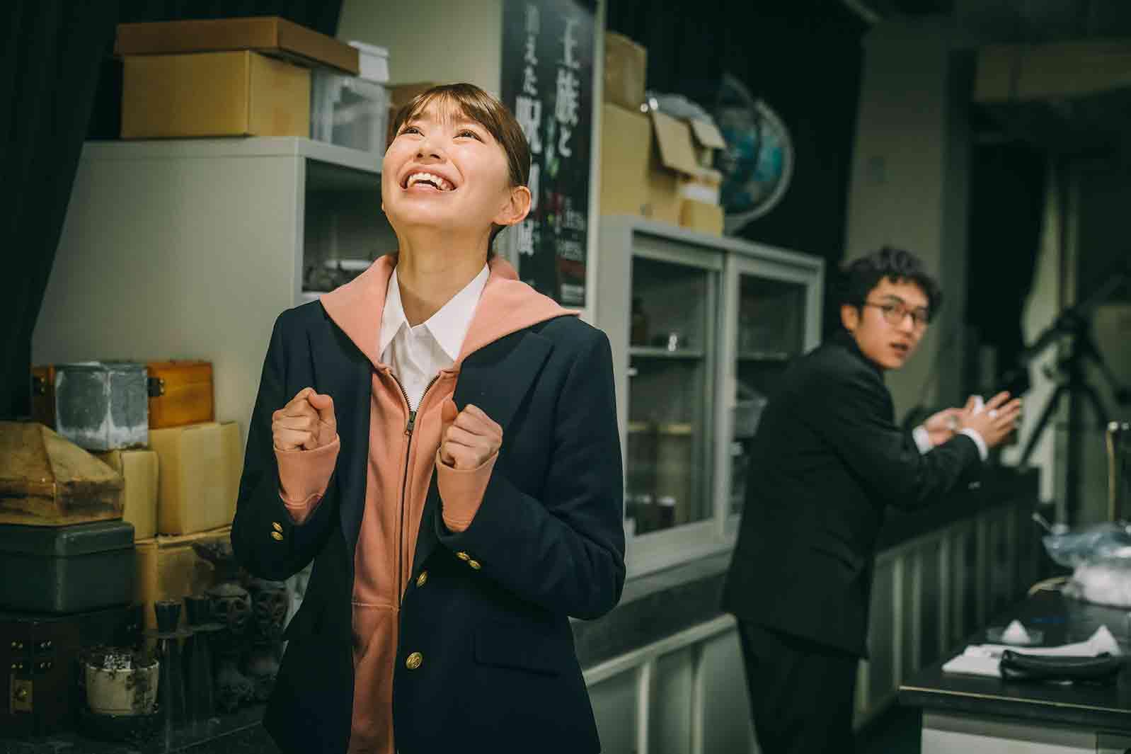 原愛音、若林時英「霧尾ファンクラブ」第8話（C）地球のお魚ぽんちゃん・実業之日本社／中京テレビ