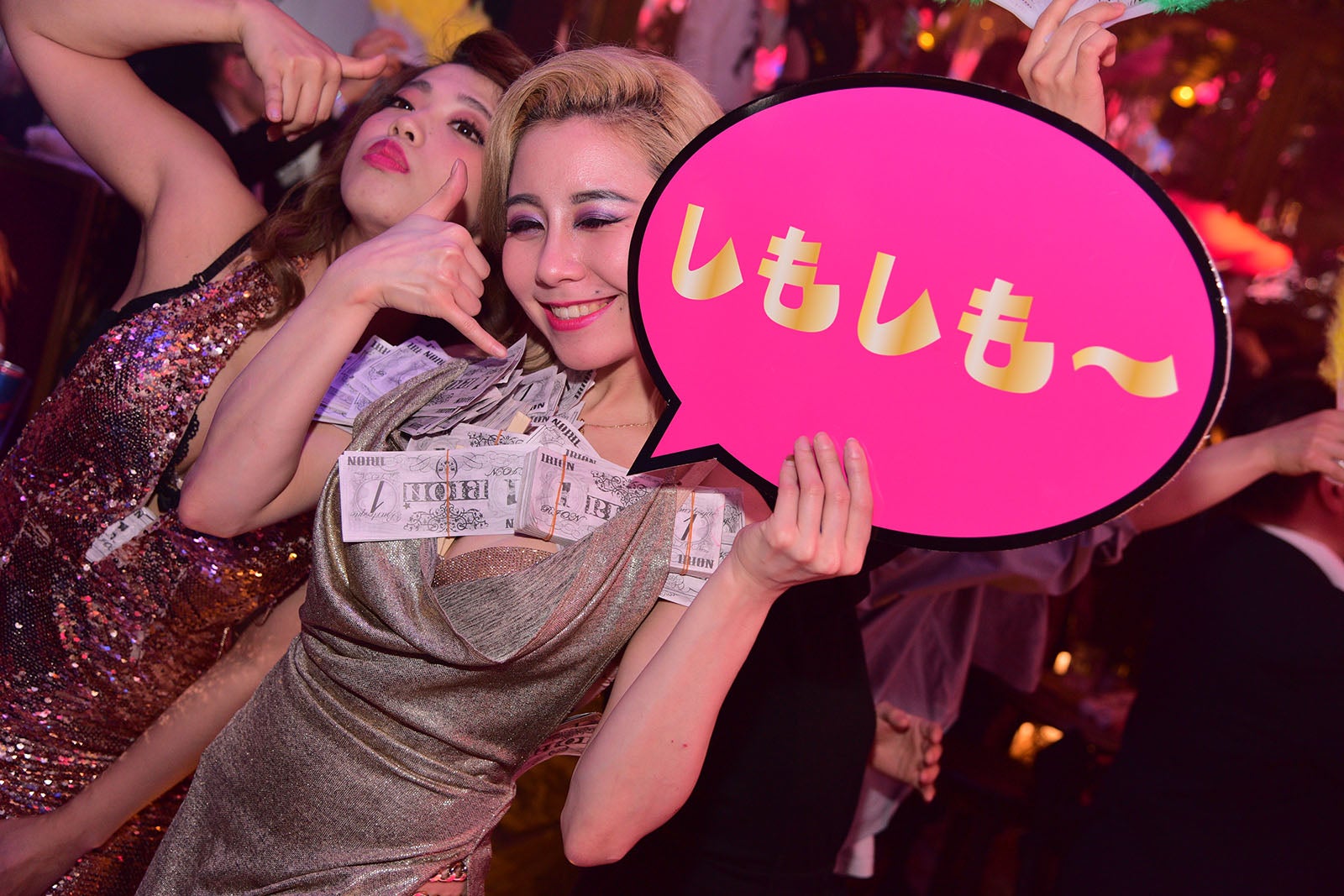 「バブレスク」の様子／場所：バーレスク東京（提供写真）