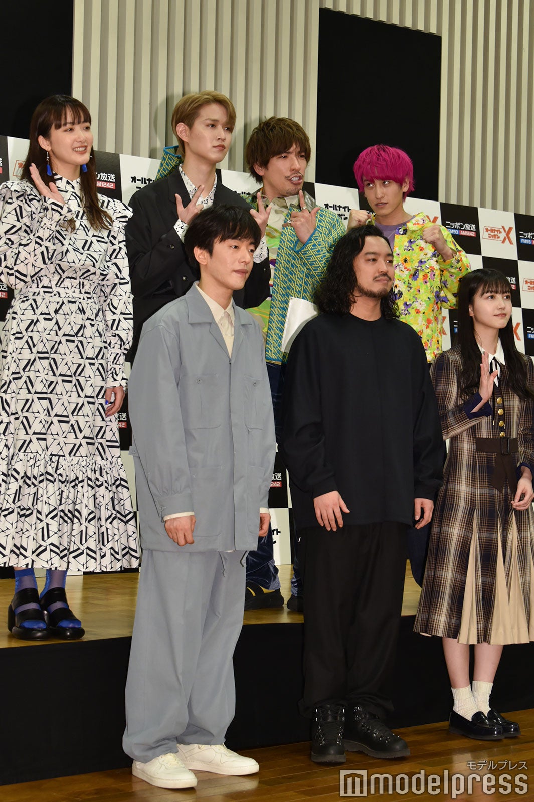 （上段左から）長屋晴子、白岩瑠姫、兼近大樹、りんたろー。／（下段左から）DJ松永、R-指定、久保史緒里（C）モデルプレス