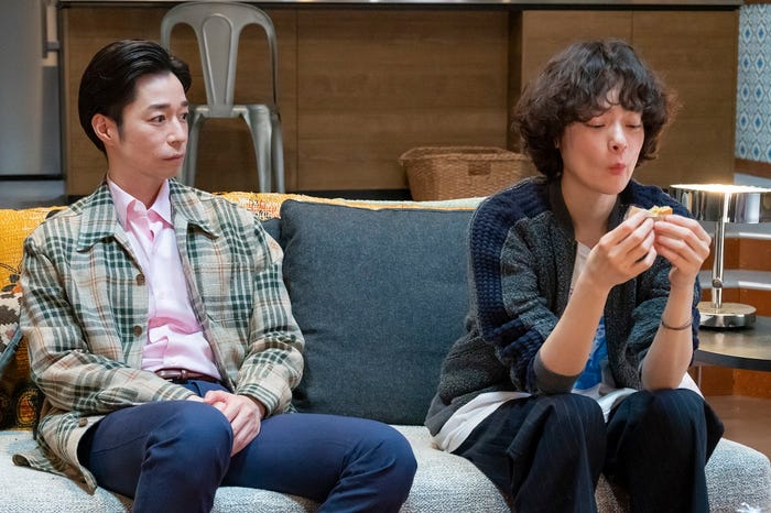 浜田信也、市川実日子/「大豆田とわ子と三人の元夫」第4話より(C)カンテレ、フジテレビ