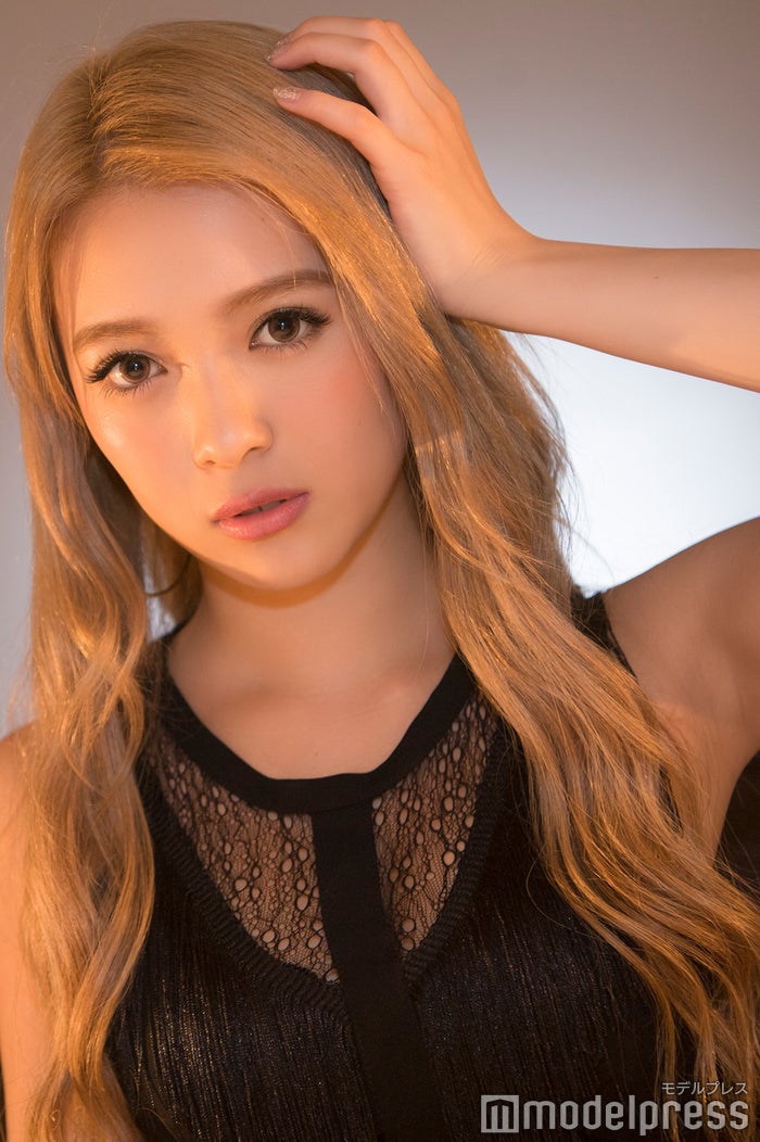 元cyberjapan Dancers なつね Nuts 専属モデルに決定 モデルプレス