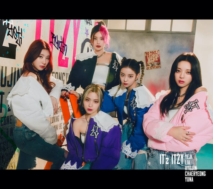 ITZY「IT’z ITZY」初回限定盤B (提供写真)