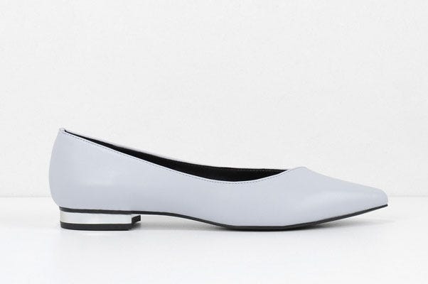 ベーシックカバードパンプス「CHARLES & KEITH」5,940円(税込)/画像提供:CHARLES & KEITH