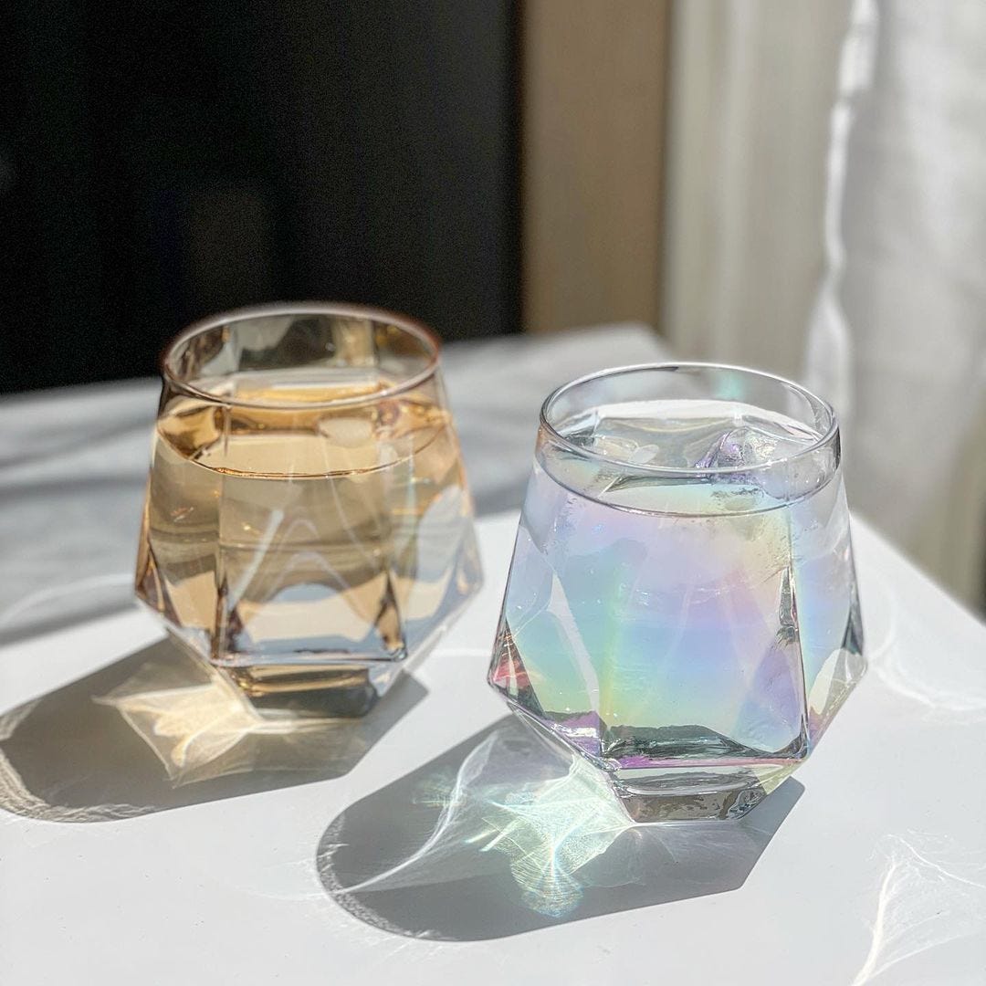 今夜は飲むぞー 3coins お酒の美味さ増す お洒落グラス モデルプレス 今夜は飲むぞー 3coins お酒の美味さ増す お洒落グラス モデルプレス