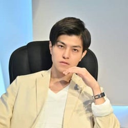 「仮面ライダーゼロワン」謎の男の正体が明らかに!