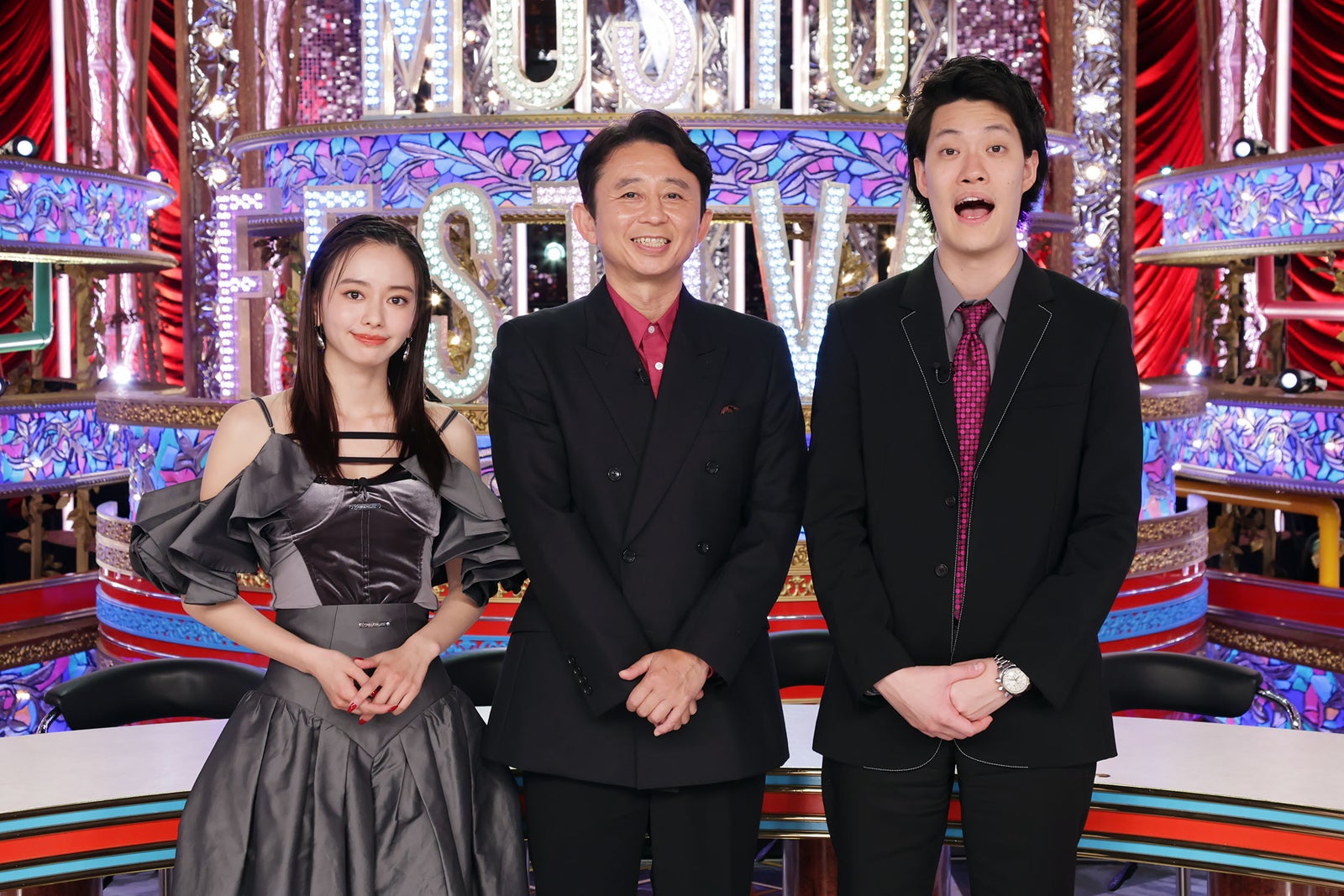 山本舞香、有吉弘行、粗品（C）テレビ東京