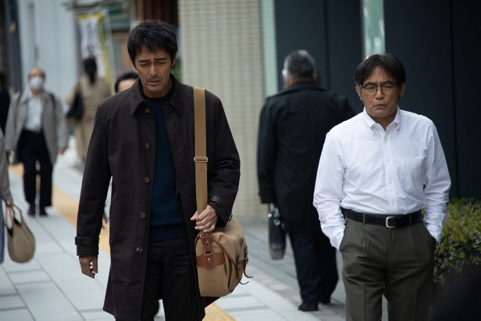 阿部寛、渡辺いっけい「すべて忘れてしまうから」第6話より(C)テレビ東京/(C)2022 Disney and related entities