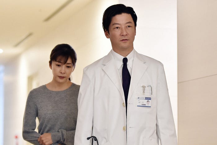 竹内結子、浅野忠信「A LIFE~愛しき人~」第6話より(C)TBS