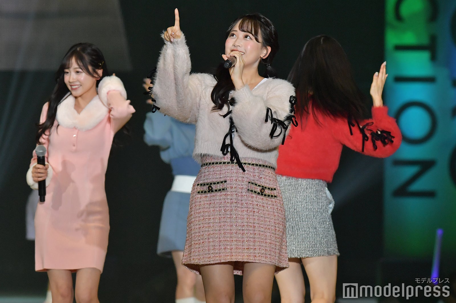 FRUITS ZIPPER（C）モデルプレス