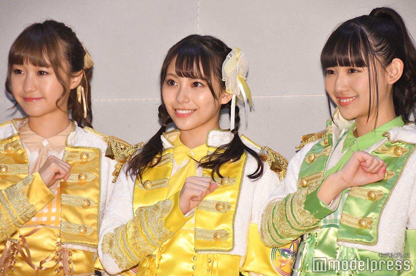 渡邉ひかる、宮崎理奈、浅川梨奈 （C）モデルプレス