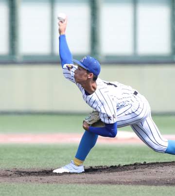 12球団視察！今秋ドラフト候補の香里丘・岡本翔斗が8回11奪三振も関大北陽に屈す 阪神は最速148キロ右腕を3人態勢で視察「低めも伸びてきている」