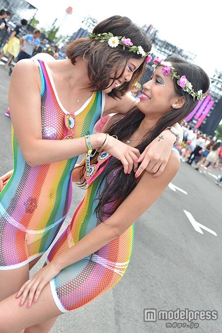 Tバック＆ニプレスのSEXY衣装も