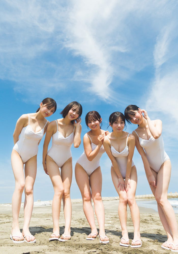 #ババババンビ/宇咲、神南りな、近藤沙瑛子、岸みゆ、小鳥遊るい(C)Takeo Dec./集英社