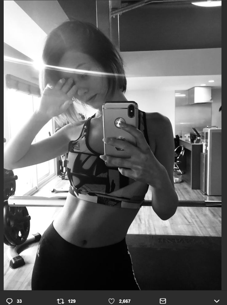 ダレノガレ明美、縦線くっきり美腹筋を披露「こんなカラダになりたい」の声続々