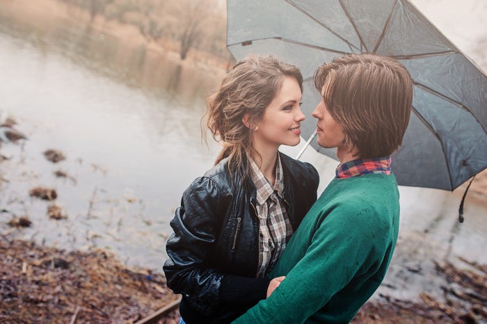 距離感は自然に縮まってくるので不安にならなくても大丈夫(photo-by-mashiki/Fotolia)