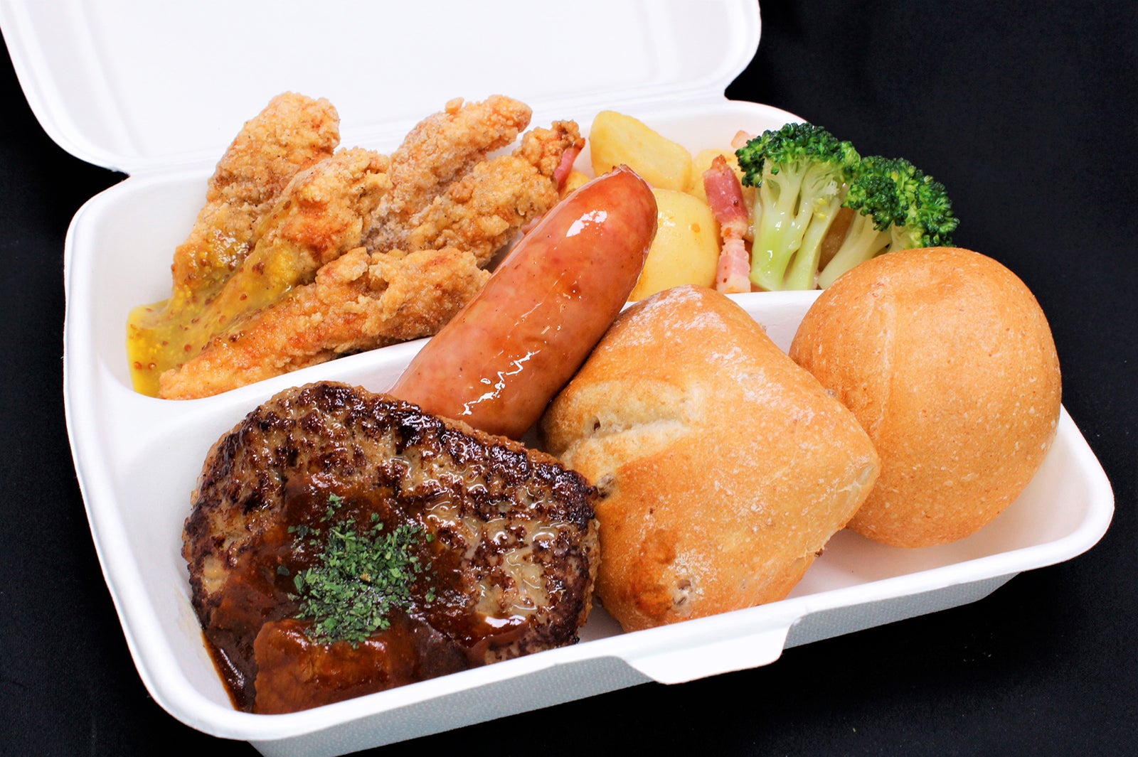 ドイツ風サンドのランチBOX／画像提供：横浜赤レンガ