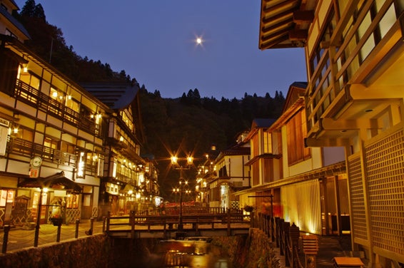 銀山温泉／画像提供：阪急交通社