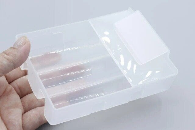 チューブ収納ボックス