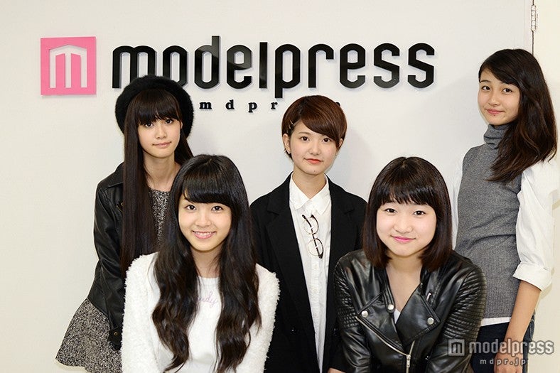 アーティスト部門＆モデル部門の受賞者たち（左から）生見愛瑠さん、和田優香さん、塗木莉緒さん、北村來嶺彩さん、涼海花音さん