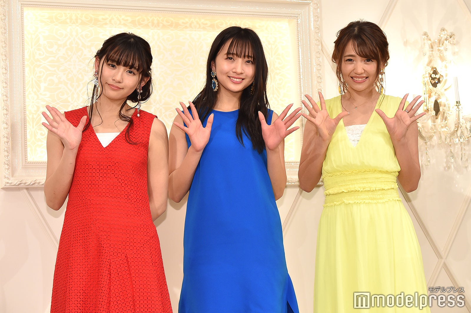浅川梨奈、渡邉幸愛、志村理佳 （C）モデルプレス