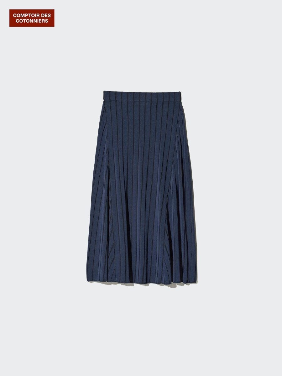 青いプリーツニットロングスカート