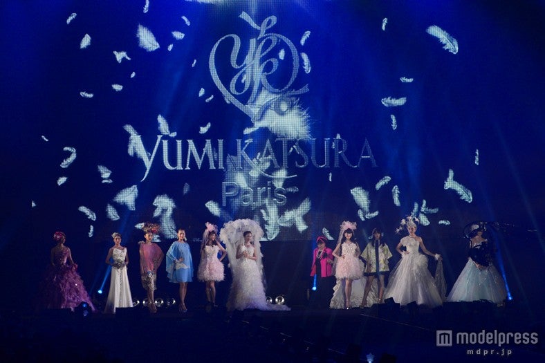「YUMI KATSURA PARIS STAGE」