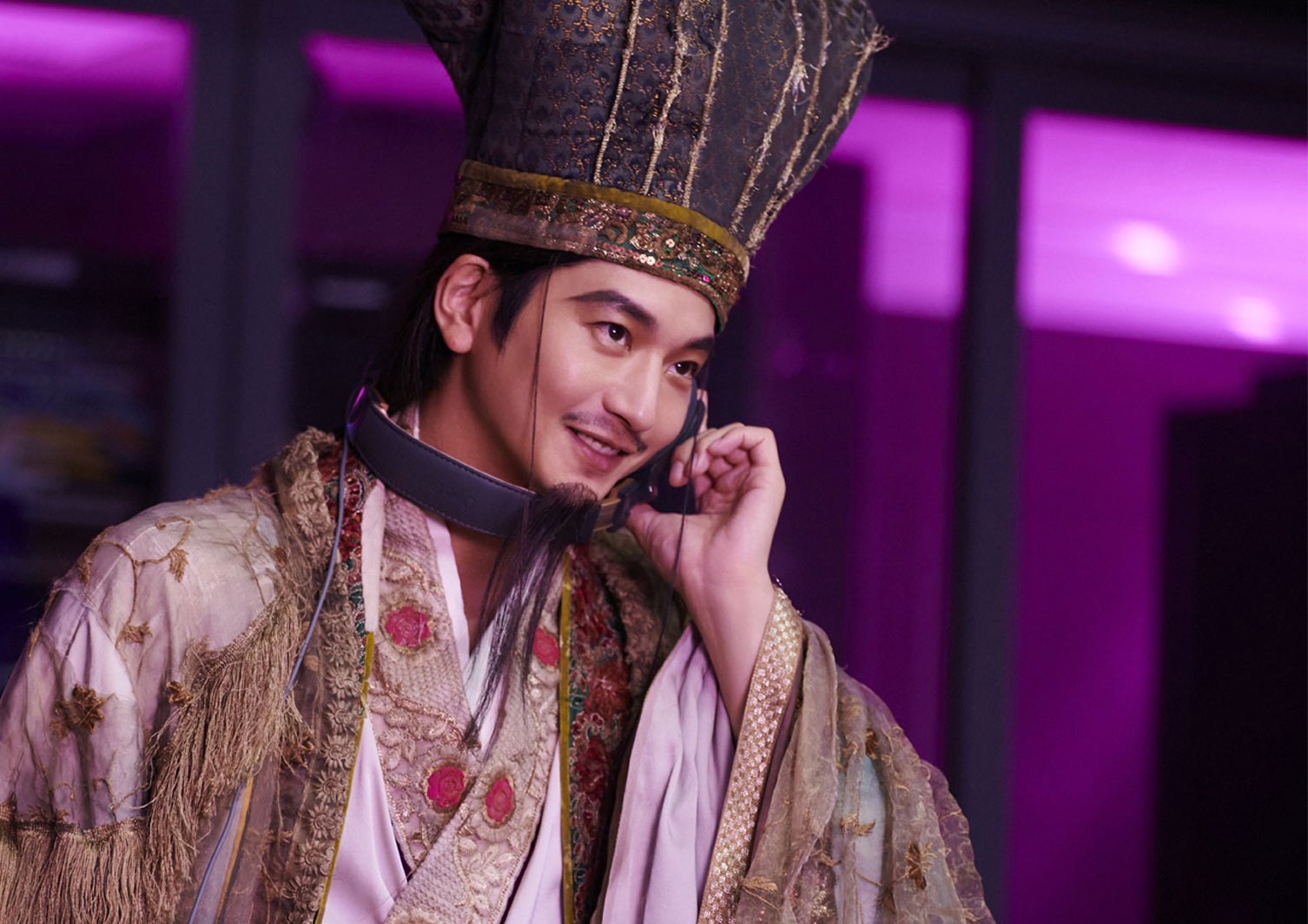 向井理「パリピ孔明 THE MOVIE」（C）四葉夕ト・小川亮／講談社　（C）2025 「パリピ孔明 THE MOVIE」製作委員会