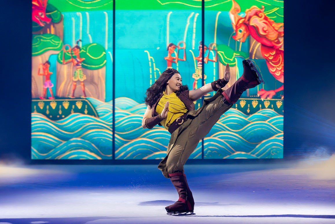 ロコ様 すのチル 服 宮舘涼太 ディズニー オン アイス 衣装 ロコ様 す