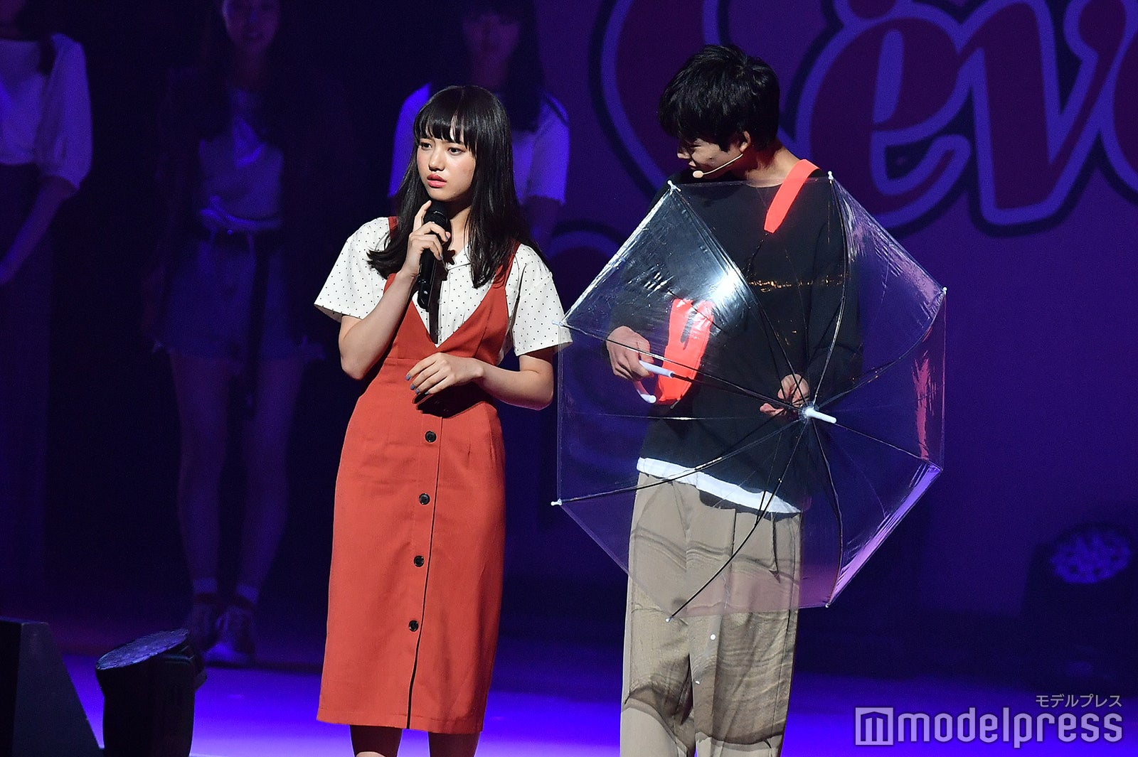 清原果耶、鈴木仁 （C）モデルプレス